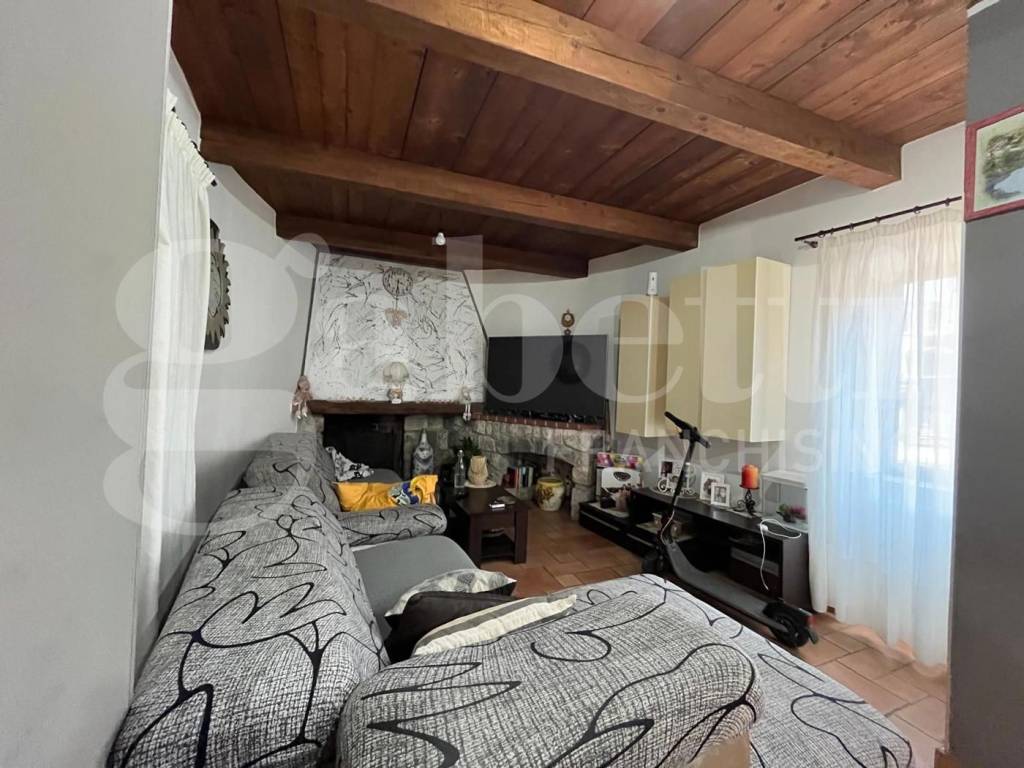 Casa indipendente a Baia e latina in Via Castello, snc - Foto 4
