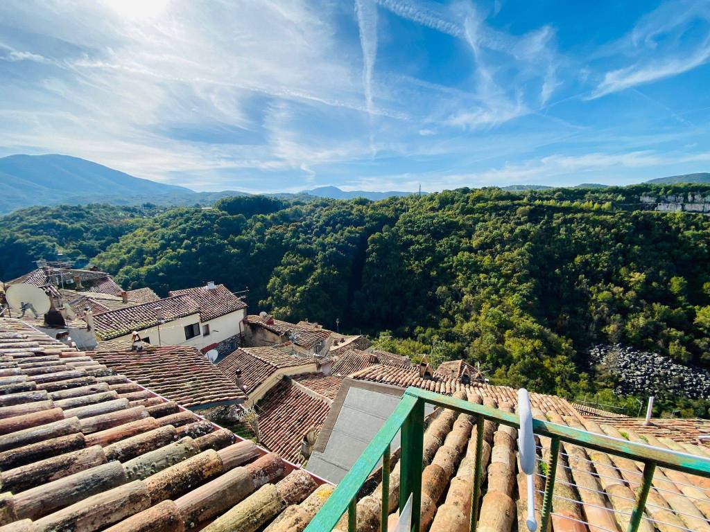 Appartamento a Poggio moiano in Via di Mezzo - Foto 2