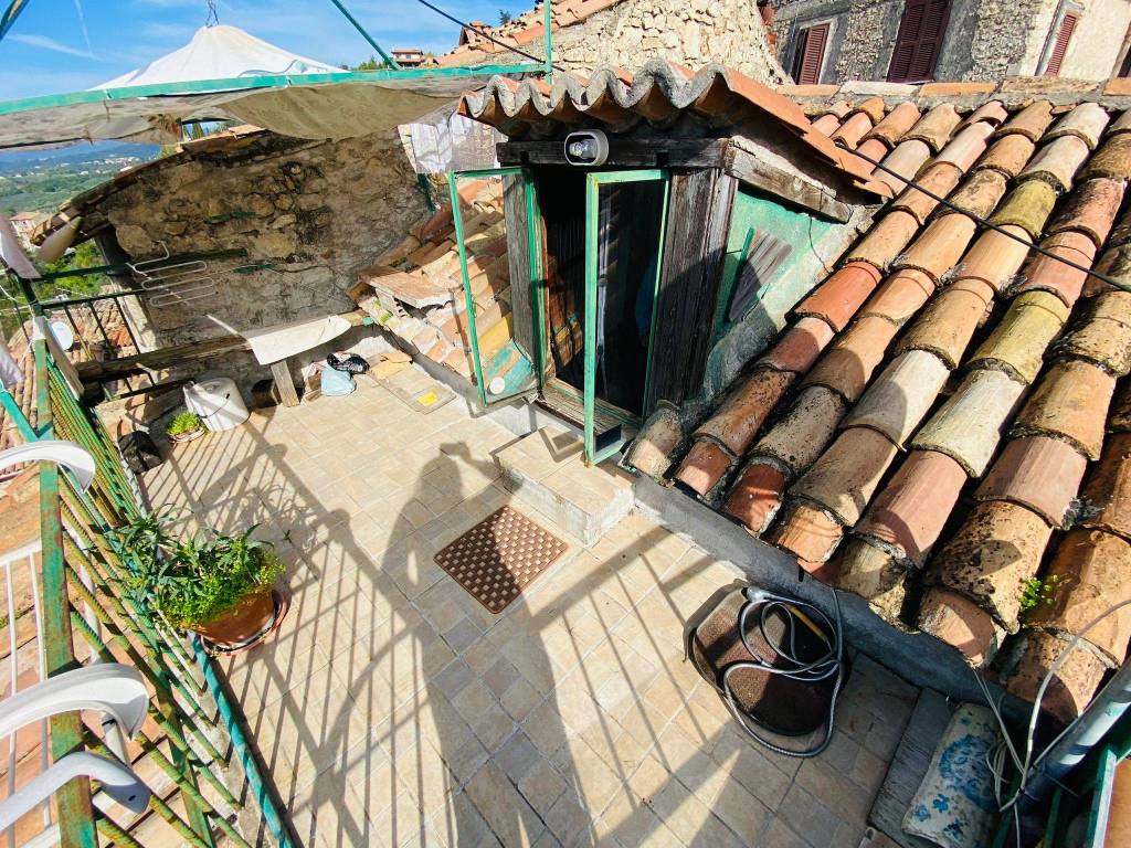 Appartamento a Poggio moiano in Via di Mezzo - Foto 5