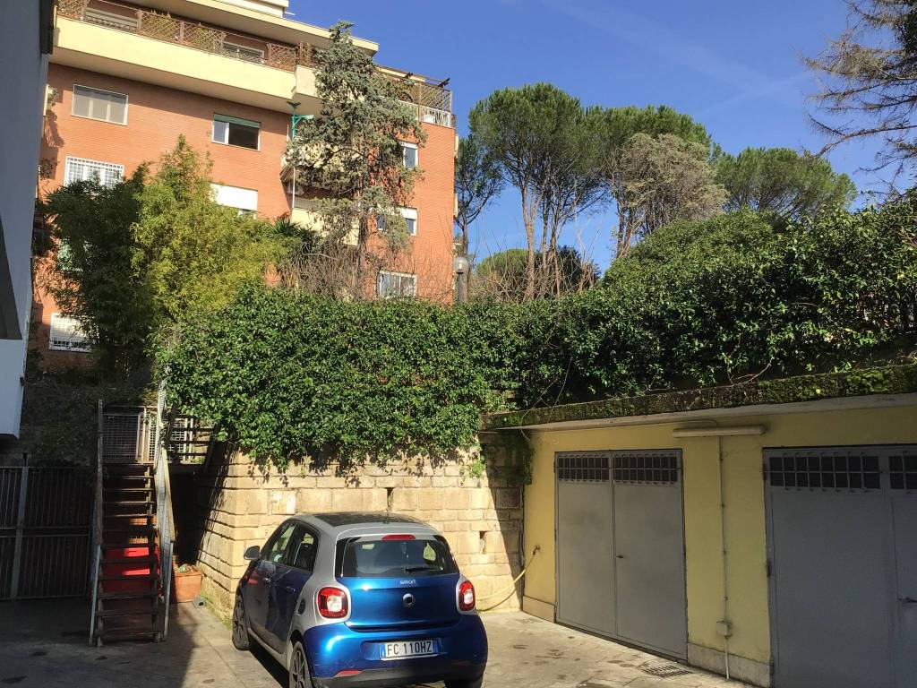 Attico / mansarda a Roma in Via Mario Fascetti, 54 - Foto 4