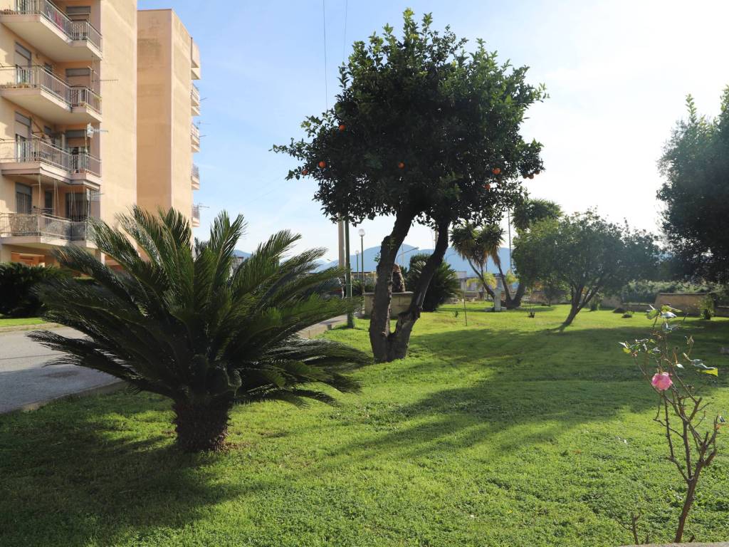 Appartamento a Maddaloni in Via Caudina, 178 - Foto 3