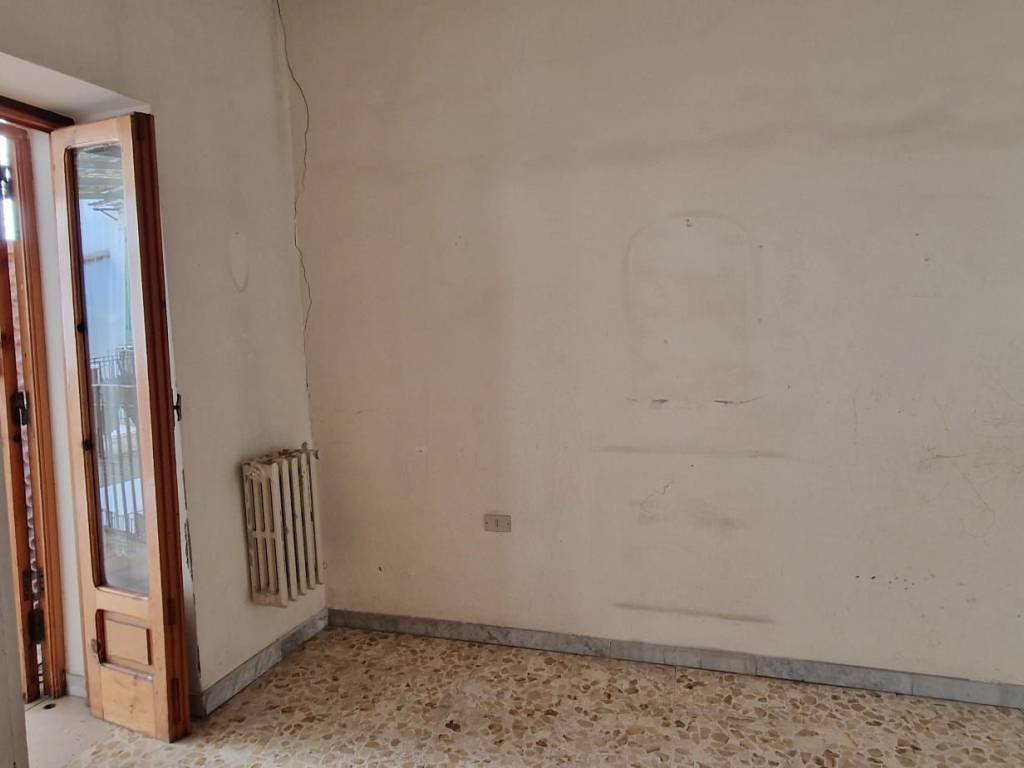 Appartamento a Barletta in Via Madonna degli Angeli - Foto 2