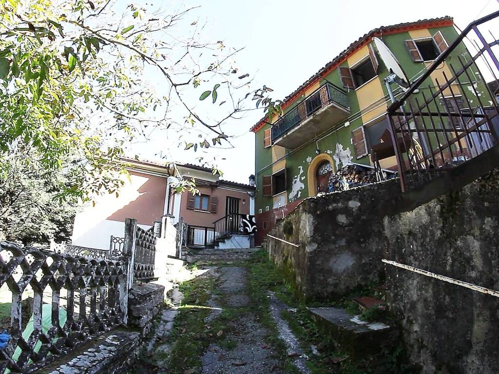 Villa a Fabriano in Frazione Valleremita - Foto 2