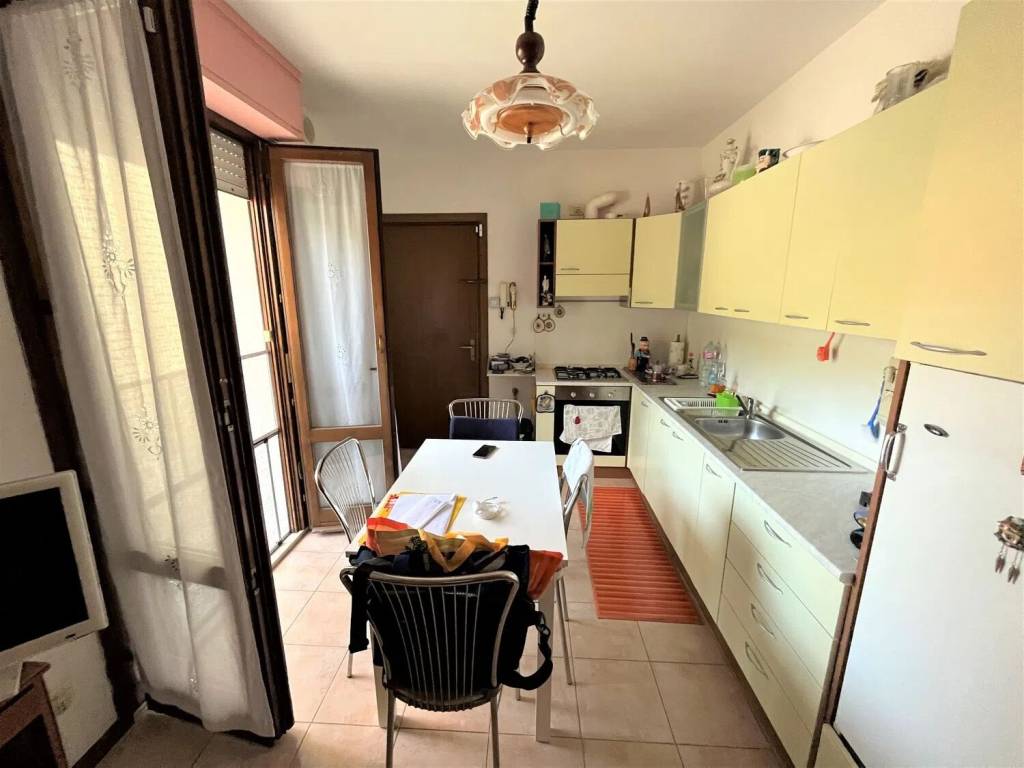 Appartamento a Fermignano in Area Residenziale Bivio Borzaga Fermignano - Foto 2