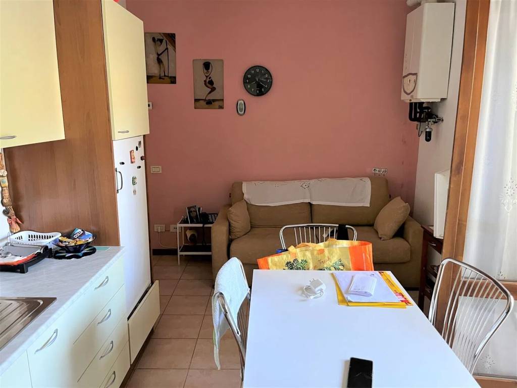 Appartamento a Fermignano in Area Residenziale Bivio Borzaga Fermignano - Foto 3