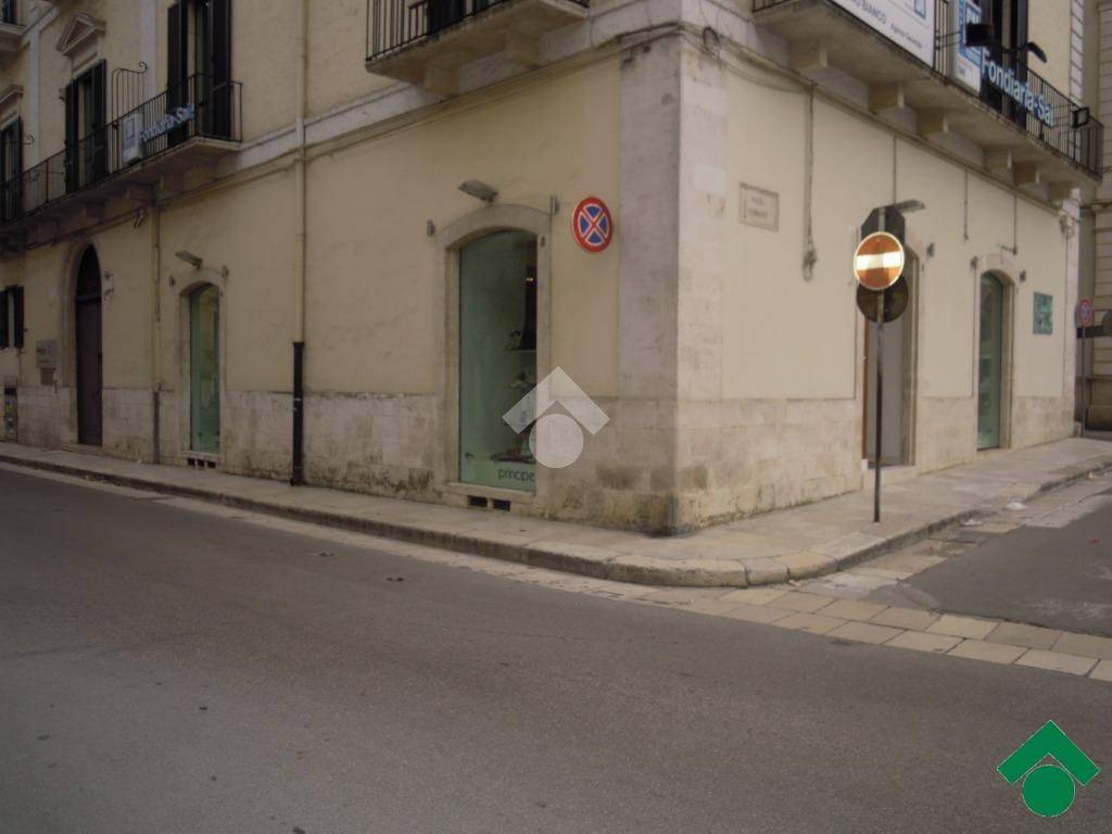 Box / garage a Gioia del colle in piazza Plebiscito, 2 - Foto 4
