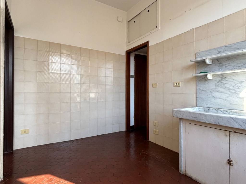 Appartamento a Genova in Via Giovanni Battista Oliveri, 6 - Foto 4