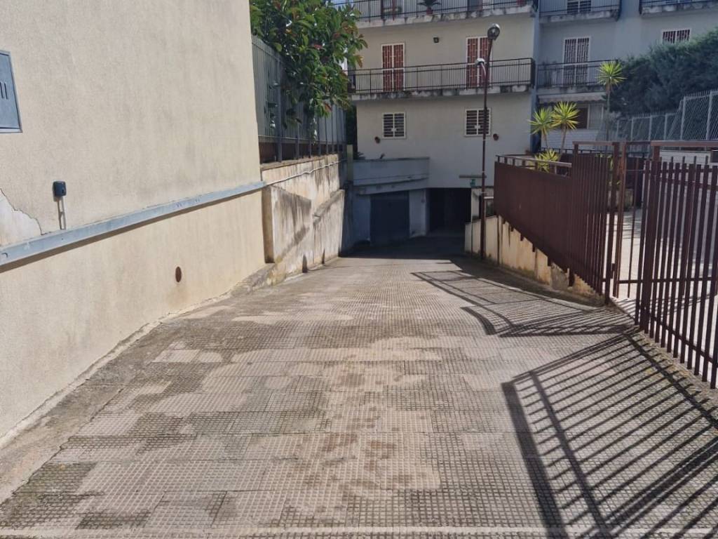 Box / garage a Bitonto in Via Generale Francesco Planelli - Foto 3