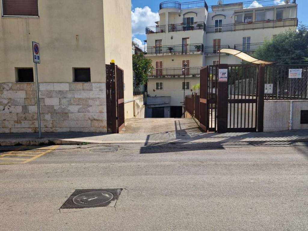 Box / garage a Bitonto in Via Generale Francesco Planelli - Foto 4