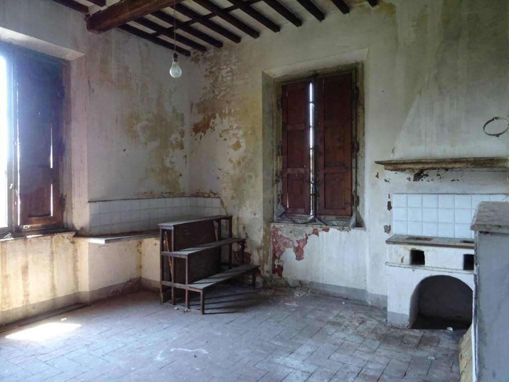 Villa a Lucca in Strada Reg. dell'Abetone e del Brennero - Foto 3