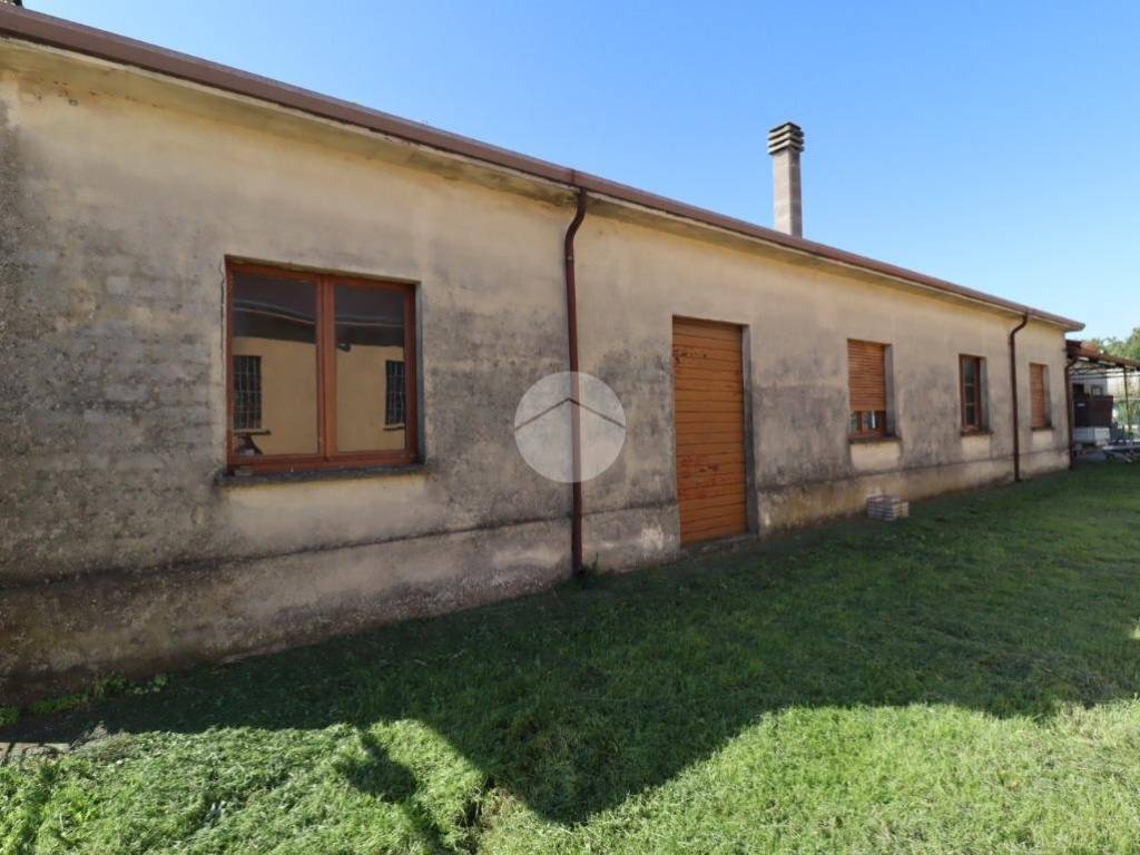 Rustico / casale a Castelbelforte in VIA CAVOUR, 55 - Foto 2