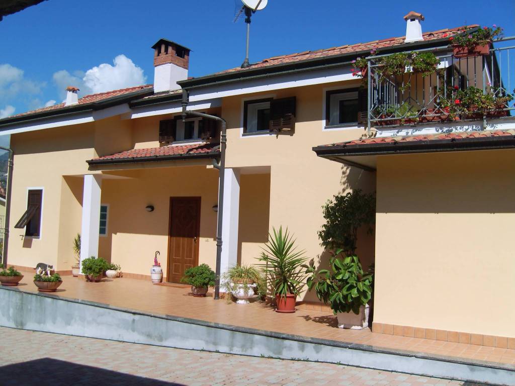 Villa a Sanremo in Strada Bonmoschetto - Foto 3