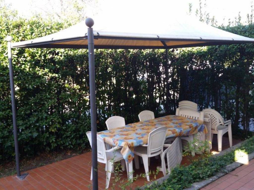 Villa a Forte dei marmi in Via Francesco Carrara - Foto 2