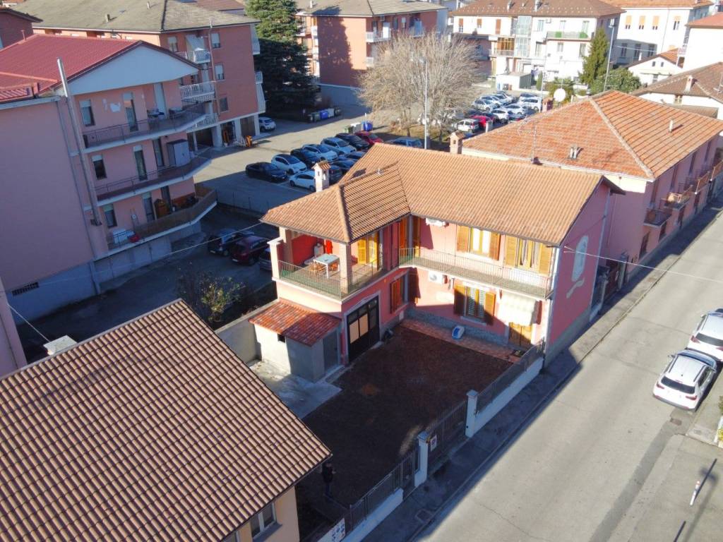 Villa a Alba in Piazzale Madonna di Moretta - Foto 2