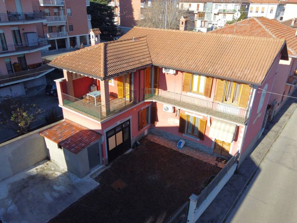 Villa a Alba in Piazzale Madonna di Moretta - Foto 3