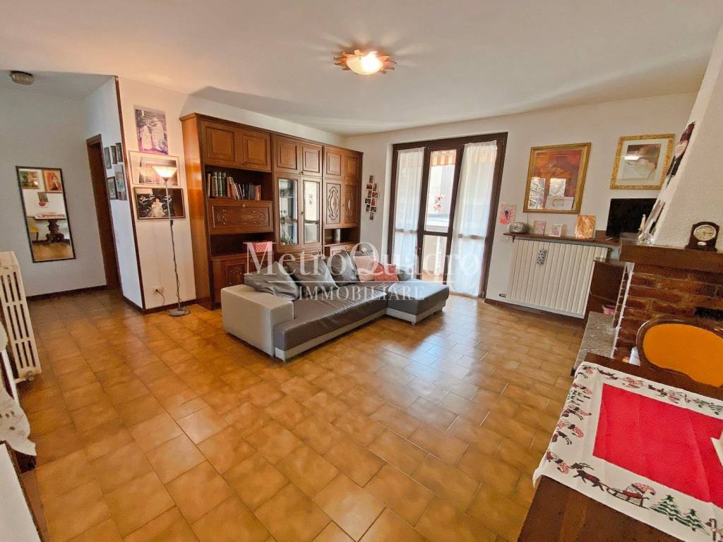 Villetta a schiera a Bellusco in Via Grigna, 17 - Foto 5