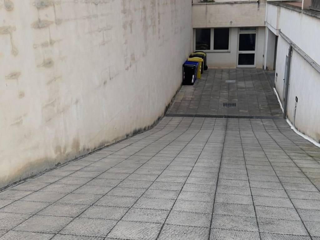 Box / garage a Lecce in Via San Pompilio Maria Pirrotti - Foto 5