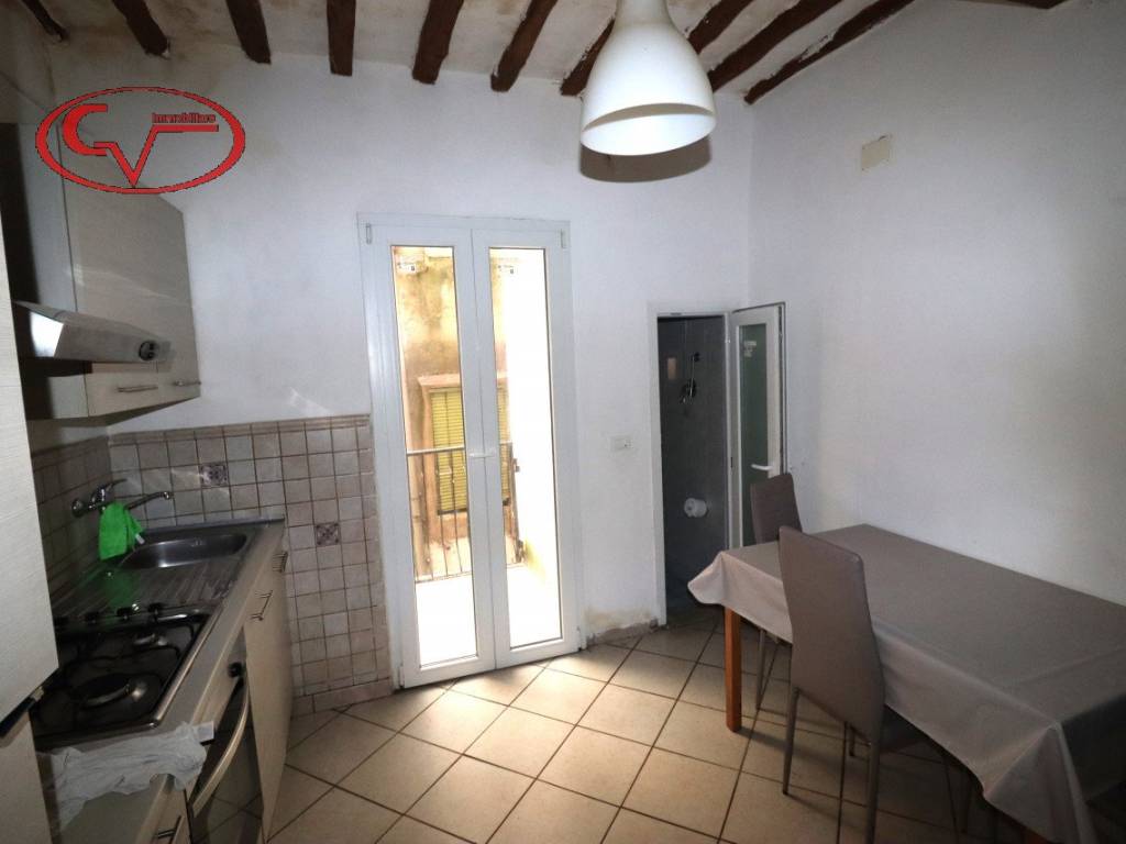 Appartamento a Montevarchi in Via Roma - Foto 2