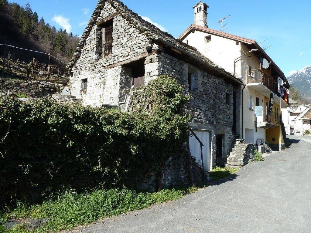 Rustico / casale a Crodo in Via Vegno, 47 - Foto 2