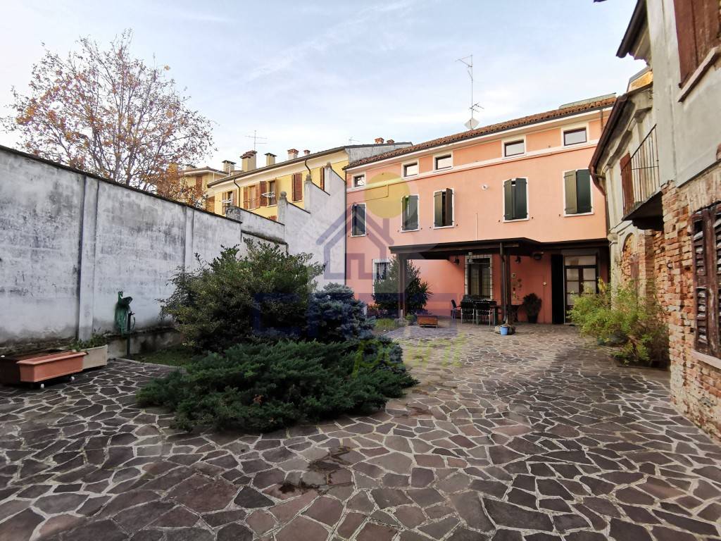 Casa indipendente a Viadana in via - Foto 2