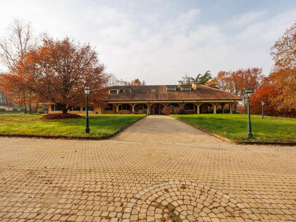 Rustico / casale a Cellarengo in Strada Menabò - Foto 2