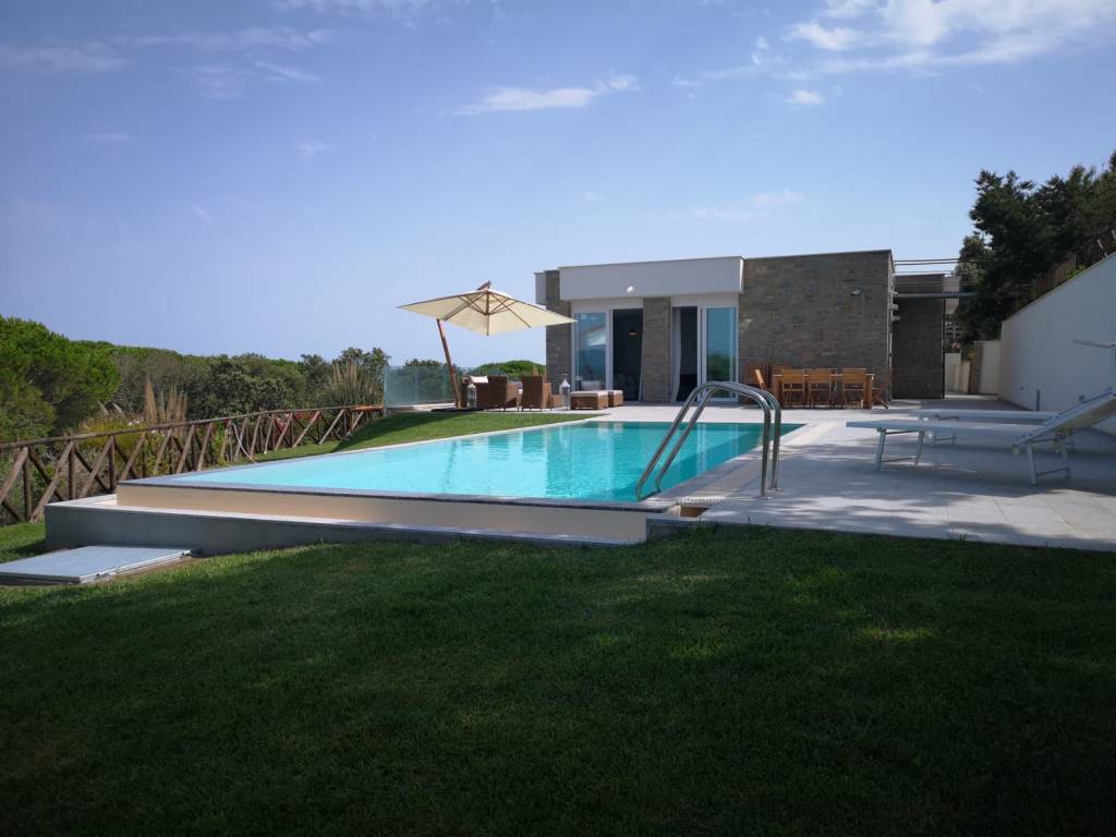 Villa a Castiglione della pescaia in Via Fratelli Cervi, 36 - Foto 5