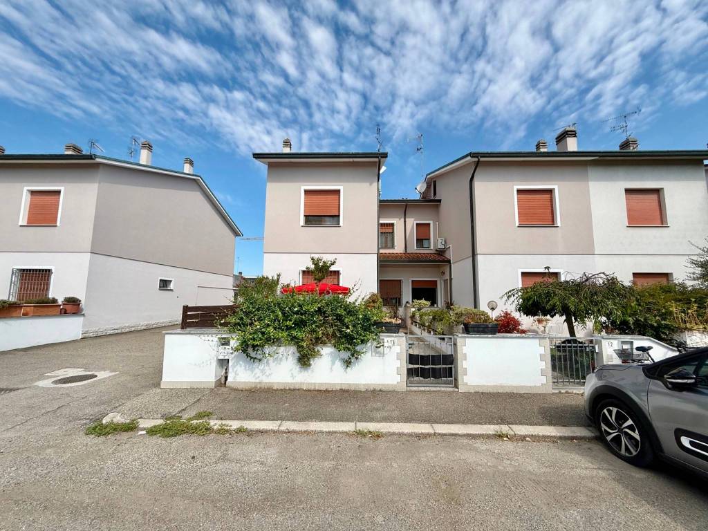 Casa indipendente a Alfonsine in Via Gianni Rodari, 11 - Foto 2