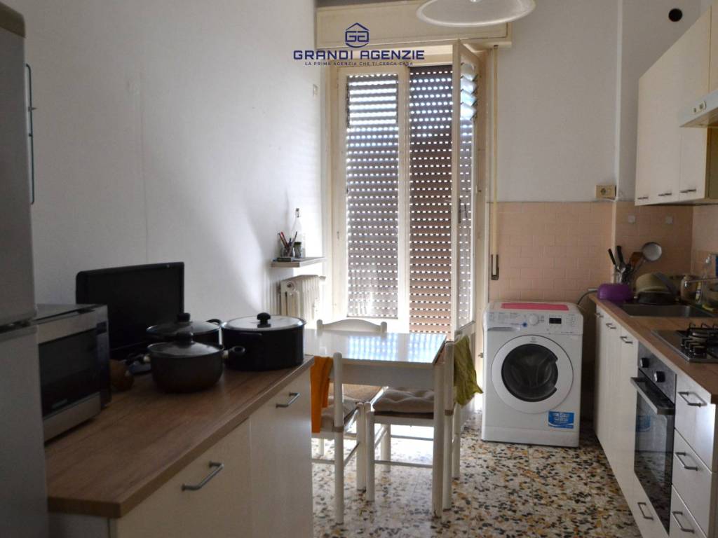 Appartamento a Parma in Via Ruggero da Parma - Foto 5