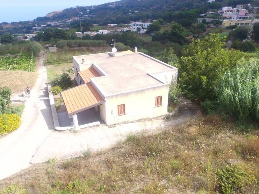 Villa a Lipari in Località Quattropani - Foto 3