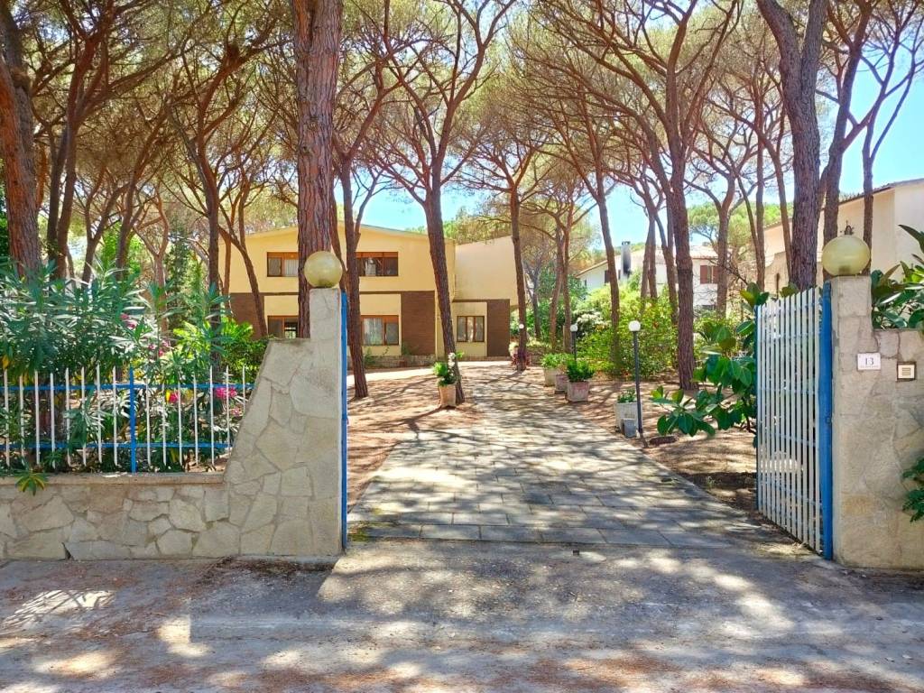 Villa a Pula in Viale delle Pleiadi - Foto 4