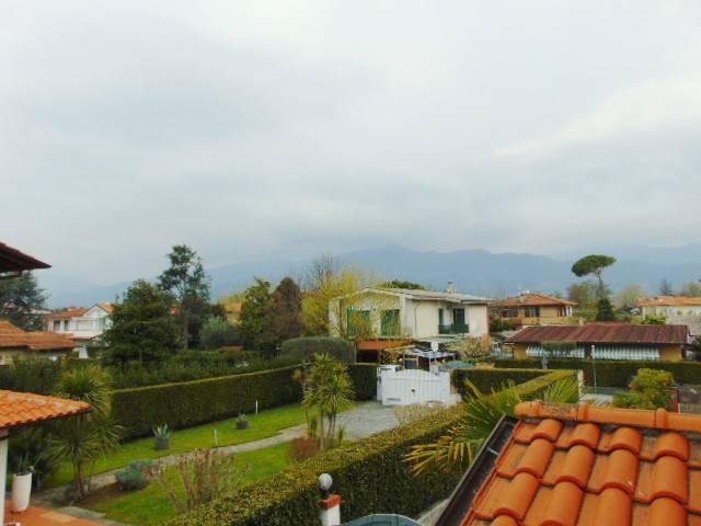Appartamento a Forte dei marmi in Via Alessandro Volta, 60 - Foto 4