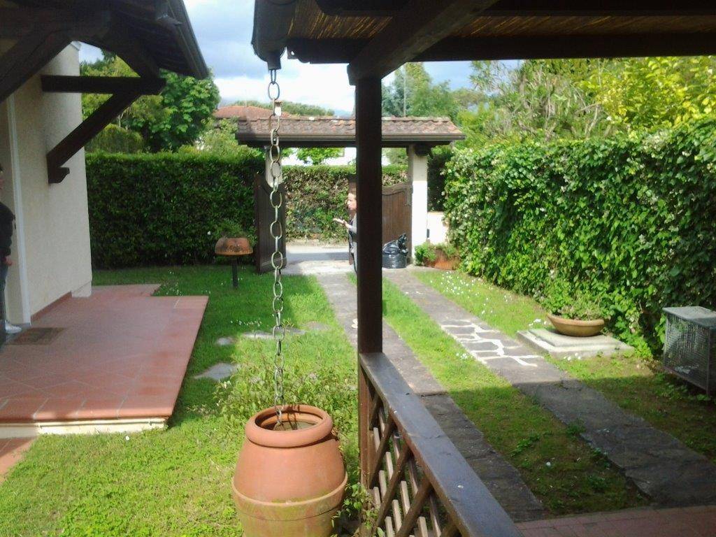 Villa a Forte dei marmi in Via Giuseppe Viner, 48 - Foto 3