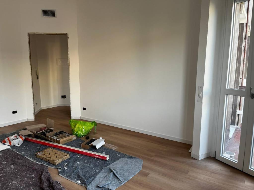 Appartamento a Castellanza in Via Giuseppe Garibaldi, 11 - Foto 4