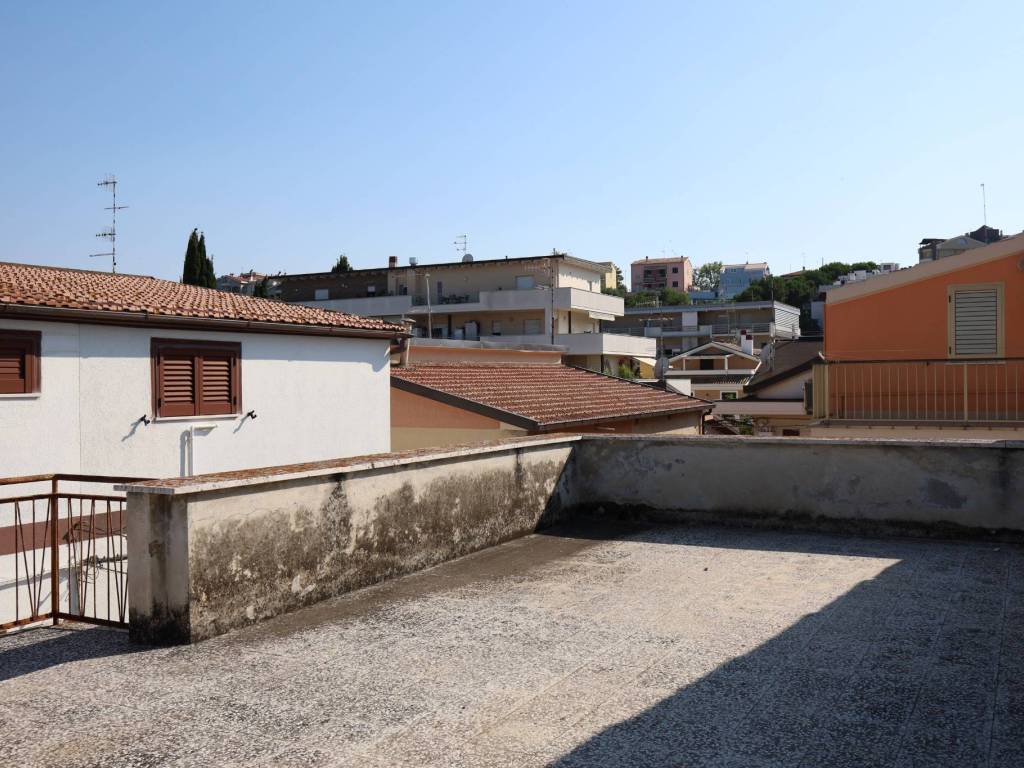 Villa a Roseto degli abruzzi in Via Rubicone, 57 - Foto 3