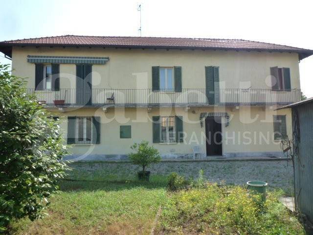 Casa indipendente a Sesto calende in Via Nino Bixio, 6 - Foto 3