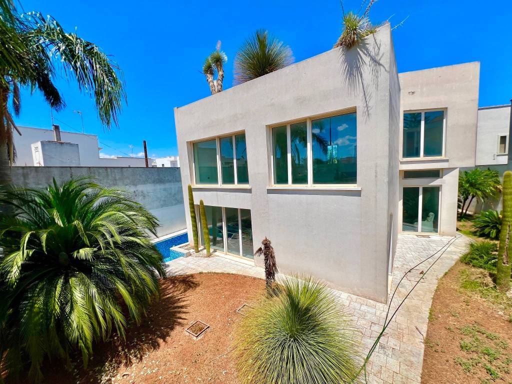 Villa a Leverano in Via Enrico Fermi, 119 - Foto 3