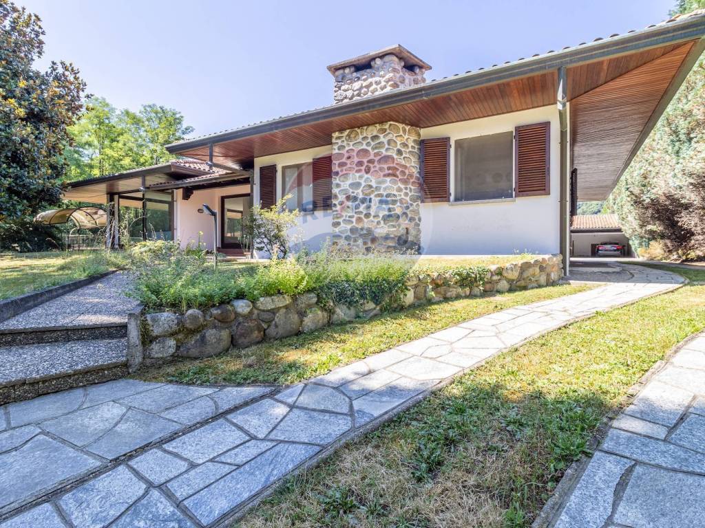 Villa a Serravalle sesia in Via Ducale, 36 - Foto 2