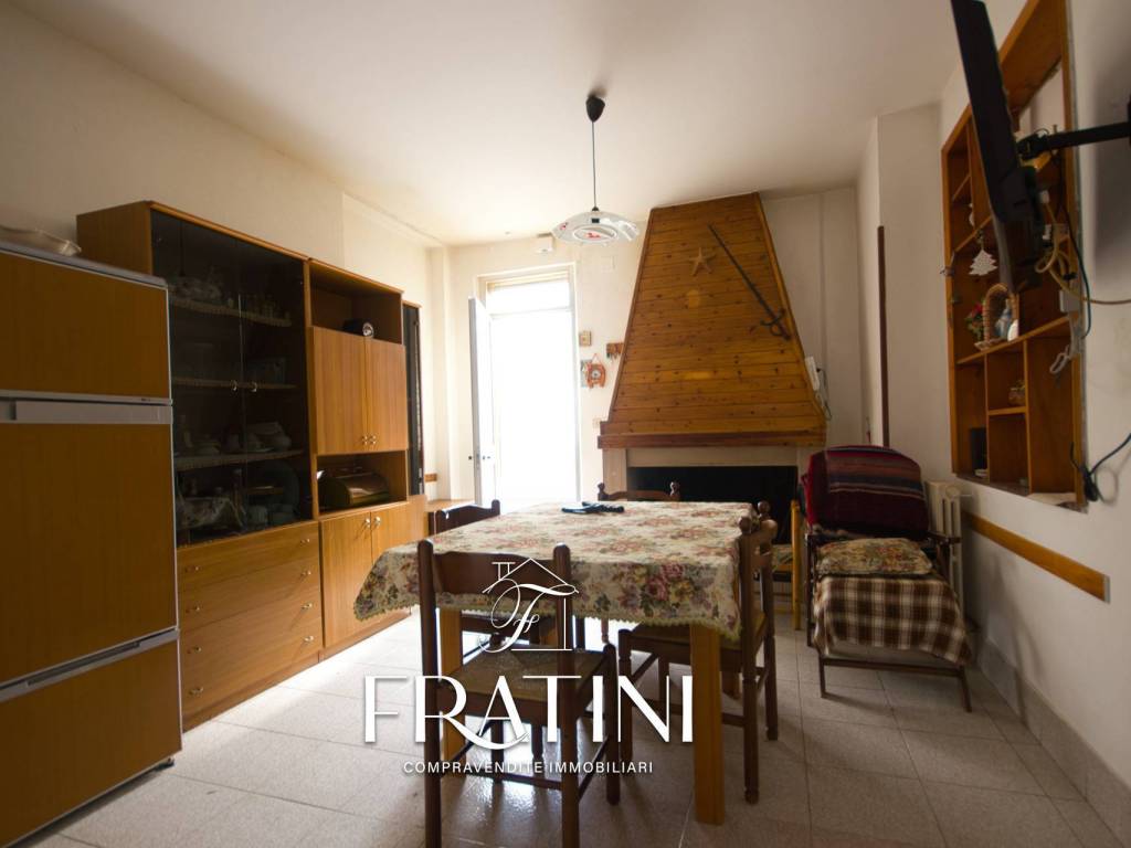 Casa indipendente a Campli in Via Vincenzo D'Ovidio, 2 - Foto 4