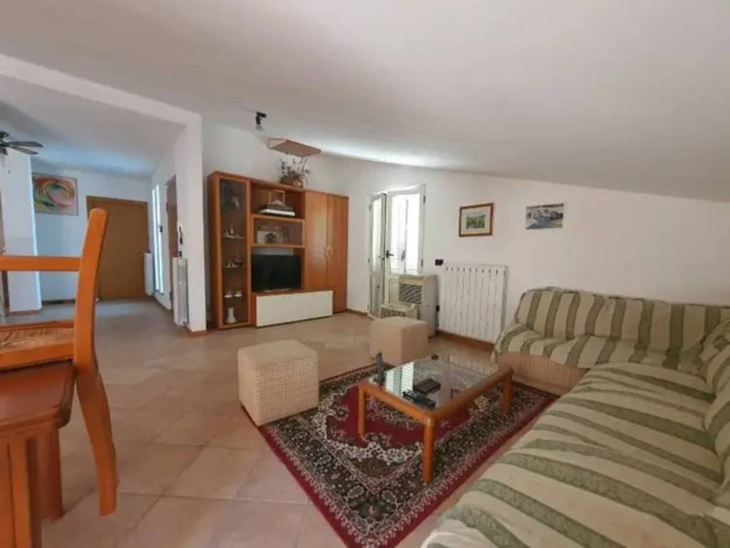 Appartamento a Alba adriatica in Via Giuseppe Garibaldi - Foto 3