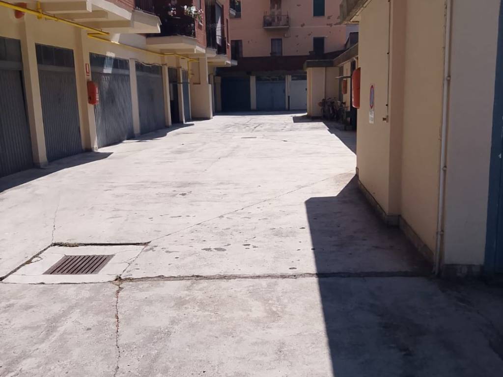 Box / garage a Alessandria in Piazza Bruno Mantelli, 5 - Foto 4
