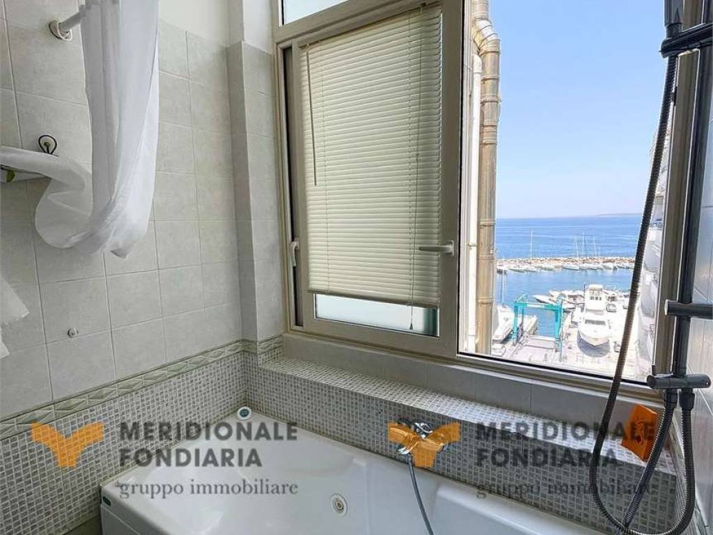 Appartamento a Gallipoli in Lungomare Marconi, 17 - Foto 4