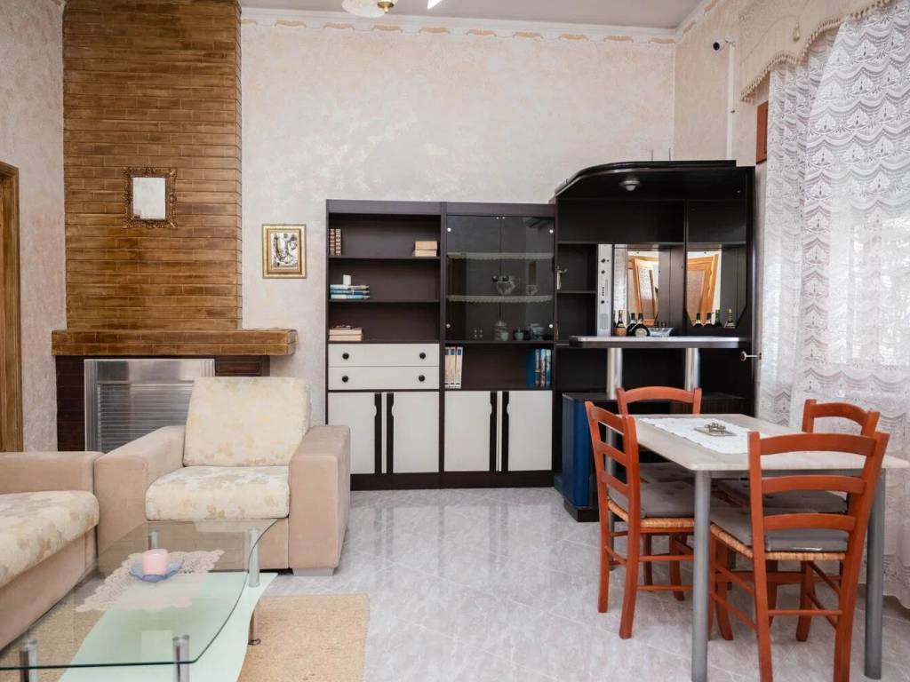 Villa a Carovigno in Via Giovanni Verga - Foto 2