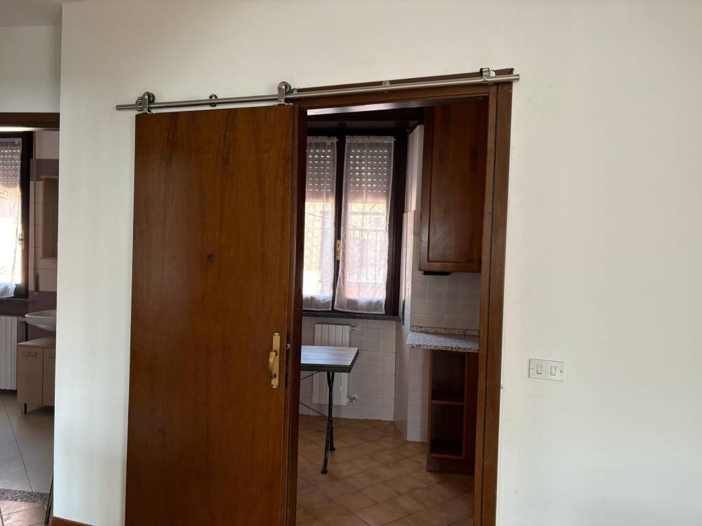 Appartamento a Trecate in Via Antonio Gramsci, 90 - Foto 2