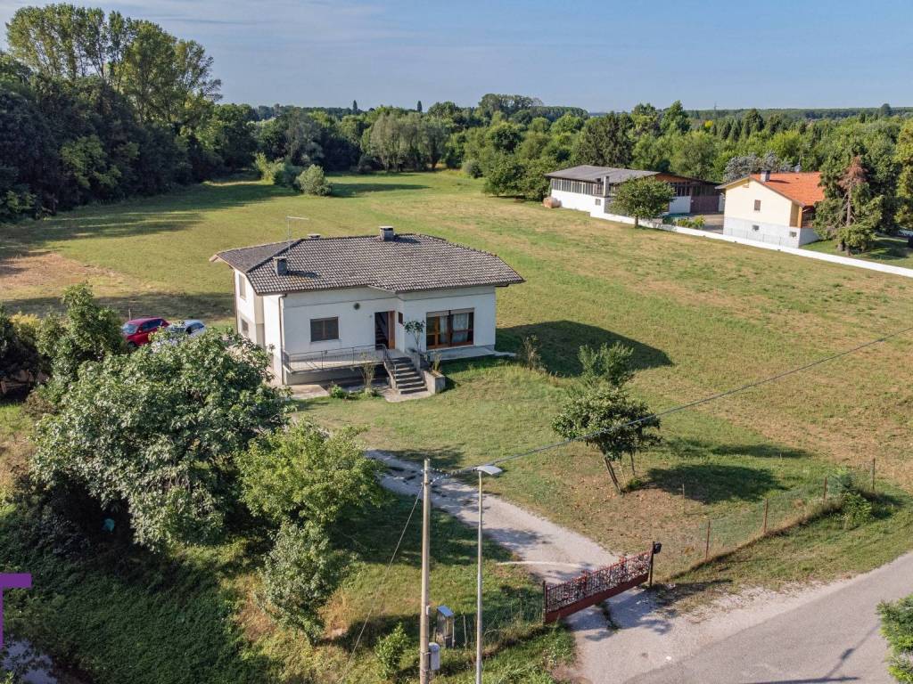 Casa indipendente a Bagnaria arsa in Via Udine - Foto 2