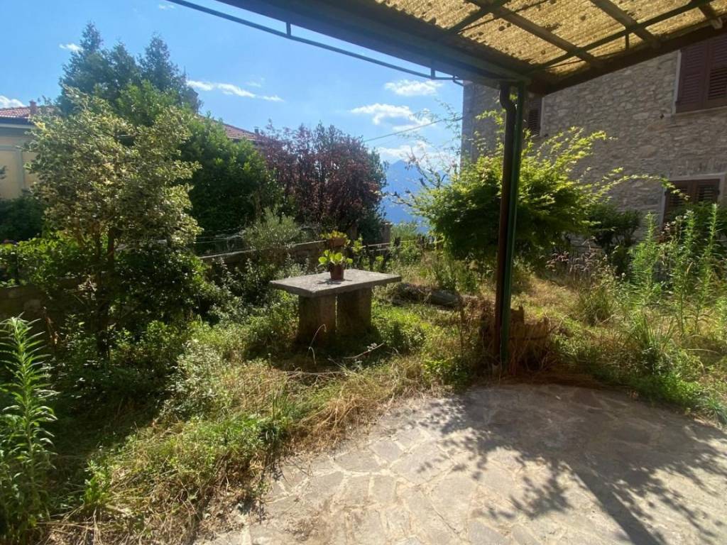 Appartamento a Perledo in Strada Statale del Lago di Como e dello Spluga - Foto 4
