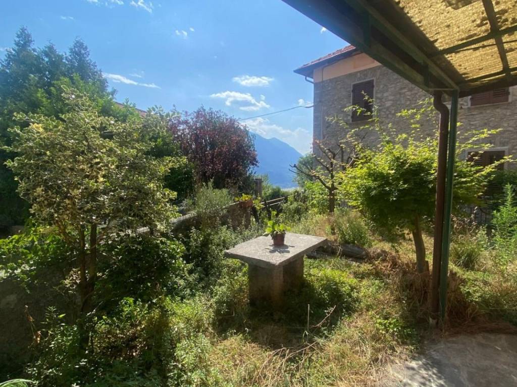 Appartamento a Perledo in Strada Statale del Lago di Como e dello Spluga - Foto 5