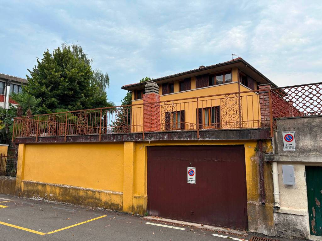 Villa a Baveno in Via Partigiani - Foto 4