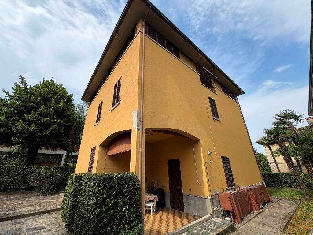 Villa a Baveno in Via Partigiani - Foto 5