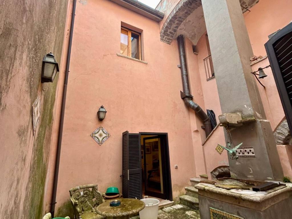 Appartamento a San lorenzello in Via Avanti Santi, 31 - Foto 2