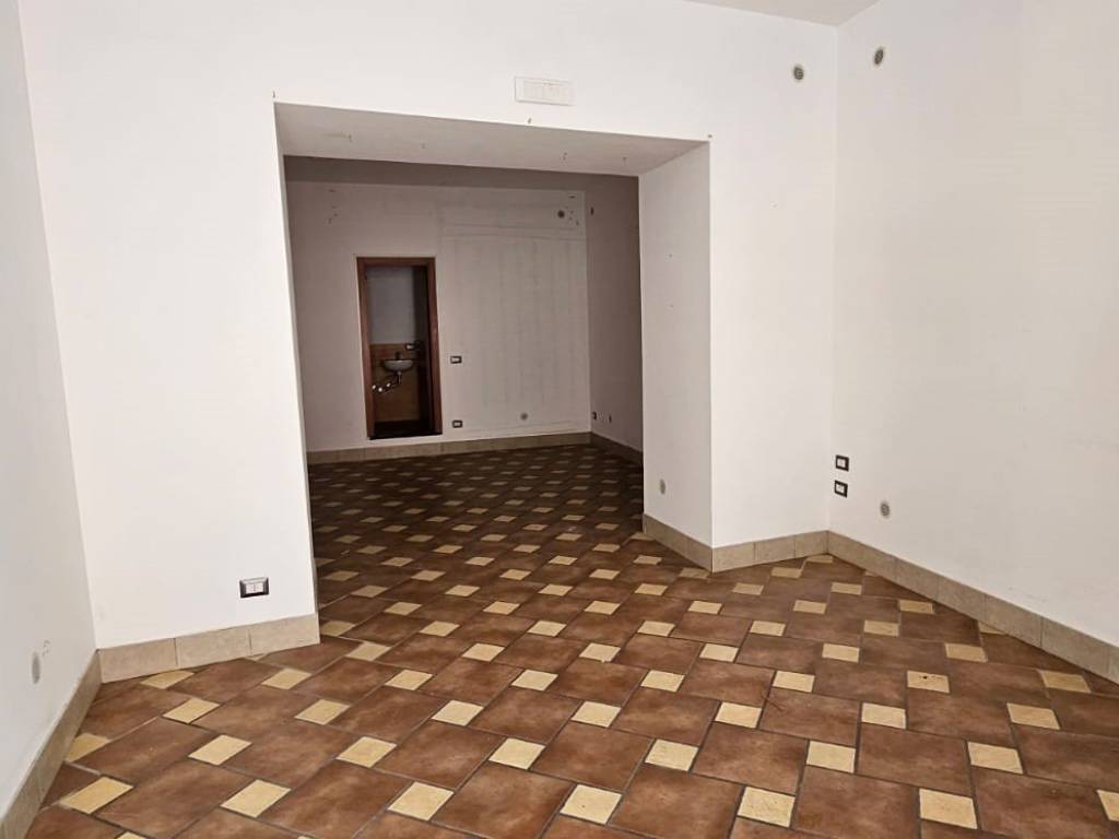 Immobile a Aversa in Via Vittorio Veneto - Foto 4